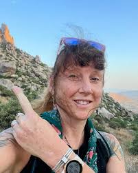 Anna Riling's Instagram, Twitter & Facebook