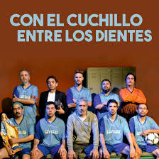 Con el Cuchillo entre los Dientes