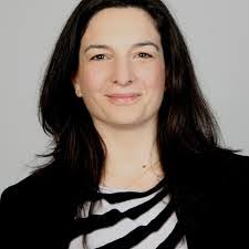 Stephanie Stratmann's Instagram, Twitter & Facebook