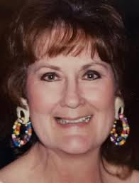 Carolyn Folkes's Instagram, Twitter & Facebook