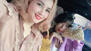 Hưng yên (listen) is a city in vietnam. Avcyvc4azkvz5m