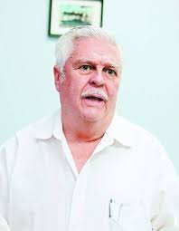 Luis Zelaya y Elvin Santos violaron los estatus del Partido Liberal