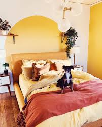 Considering yellow has been floating in and out of stylish interiors for decades, a yellow bedroom is a great way to put your love for all things vintage on display—no matter what era catches your eye. 13 Yellow Bedrooms Perfect For A Happy Sunday Morning