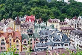Old town media was formed in february 2017 by tom mcgeveran, josh benson and katherine lehr. Kiev City Old Town Vozdvizhenska And Honcharna Street Capital Of Ukraine Kyi Affiliate Town Vozdvizhenska Kiev Ci Old Town City Cities In Europe