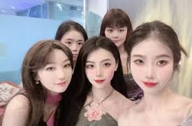 NICE ENTERTAINMENT-Girls Team