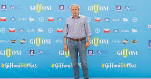 I due fattori da cui dipende il nostro futuro Andrea Crisanti A Giffoni50plus Vaccinatevi Fatelo Per Il Vostro Futuro