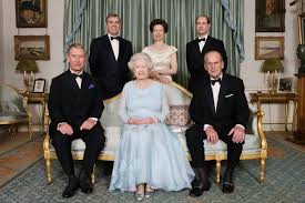Tájékozódj és olvass el minden érdekes írást a(z) erzsébet királynő témában. Woohoo Hu Igy Bucsuztatta A Brit Kiralyi Csalad A 99 Evesen Elhunyt Fulop Herceget