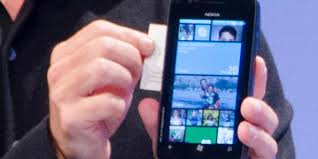 10 Fakta Unik Industri Ponsel Dunia Halaman All Kompas Com