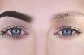 5 Pensil Alis Rekomendasi Beauty Vlogger Indonesia Ini Dijamin Bikin Alismu Cetar