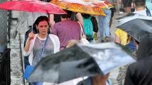 Городские службы москвы перевели в режим повышенной готовности в связи с ухудшением погодных условий в столичном регионе. Fobos V Moskvu K Vyhodnym Snova Pridet Osennyaya Pogoda Novosti Mail Ru