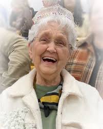 Lou Hicks's Instagram, Twitter & Facebook