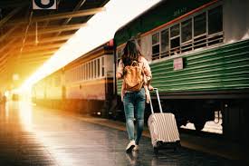Saat berada di dalam kereta api. Begini Cara Check In Online Kereta Api Futuready