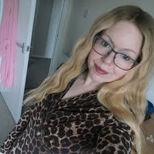 I'm not sure if the waves are too much. I still worry terribly about what  people think 😒😒