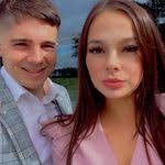 Shana Baxter's Instagram, Twitter & Facebook