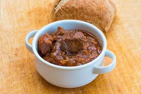 Superzartes Saftiges Gulasch Ohne Anbraten Rezept In 2020 Gulasch Gulasch Rezepte Rezepte