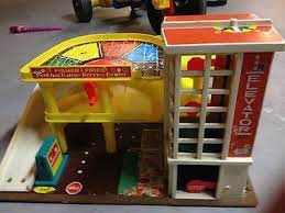 Vintage 70 S Fisher Price Car Parking Garage Toy Vintage Toys Classic Toys Retro Toys
