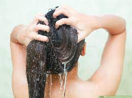 It also helps control frizz. 3 Ways To Apply Conditioner To Your Hair Wikihow