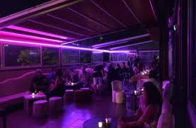 Top Bars Pour Un Anniversaire A Marseille Reserver Avec Lesbarres