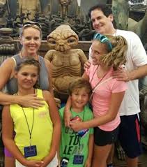 We know mark cuban as a famous businessman, investor and billionaire. Billionaire Mark Cuban And His Wife Still Cook Dinner For Their Kids Every Night