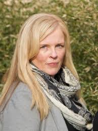 Barbara Cassidy's Instagram, Twitter & Facebook