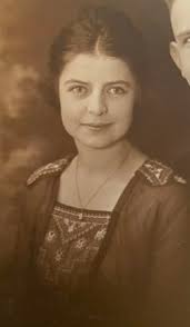 Elizabeth Victoria “Betty” Bleasdale Wade (1899-1987)