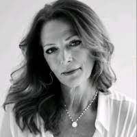 Susan Rossi's Instagram, Twitter & Facebook