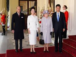 Xi meets Queen Elizabeth II ...