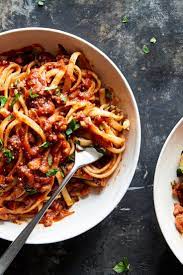 Vegan Bolognese With Mushrooms And Walnuts Recipe Recipe In 2021 Recipes Vegan Bolognese Stuffed Mushrooms