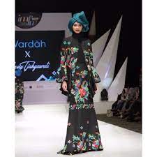 Kebaya lace kebaya brokat kebaya dress batik kebaya kebaya kutu baru hijab dress brukat model kebaya bali modern untuk tampil beda di setiap acara. 40 Trend Terbaru Gambar Model Baju Sarung Lagosi Maria Space
