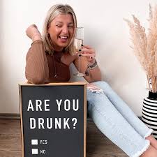 Medium panning shot of drunk woman. Kunstlerische Illustration Are You Drunk Europosters De