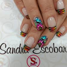 Ver más ideas sobre uñas con mariposas, disenos de unas, diseños de arte en uñas. Pintados De Unas Flores Y Mariposas Nail Art