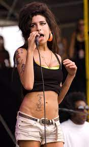 Play amy winehouse and discover followers on soundcloud | stream tracks, albums, playlists on desktop and mobile. Datei Amy Winehouse Virgin Festival Pimlico Baltimore Maryland 4august2007 Jpg Wikipedia