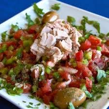 Par sa réception soignée, vous y dégusterez une pléiade de mets, le véritable couscous dont la semoule est roulée à la main, la fameuse pastilla, le savoureux méchoui d'agneau, toute une variété de tajines. L Etoile De Tunis Vimont Photos Menu Avis Restaurant Plus Restomontreal