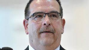 Pa. extends gun permits as courthouses stay closed