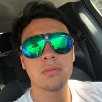 30+ perfiles de «Dante Guzman»