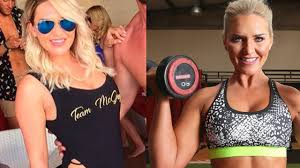 She has regarded conor mcgregor as her inspiration to achieve. Conor Mcgregor S Sister Erin Is An Irish Smokebomb Youtube