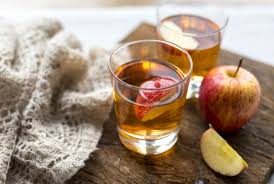 Cuka apel diproduksi dari fermentasi sari apel. Enam Manfaat Cuka Apel Bagi Kulit Republika Online