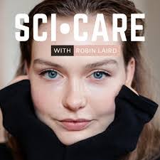 Melinda Laird's Instagram, Twitter & Facebook