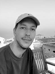 Andre Sanz's Instagram, Twitter & Facebook