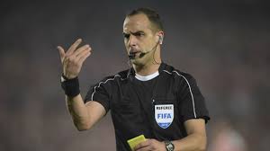 Si el árbitro no vio la jugada, esto es lo que nos dicen los árbitros cada vez que (dirigimos). Esteban Ostojich El Debutante Arbitro Del Peru Vs Chile Once