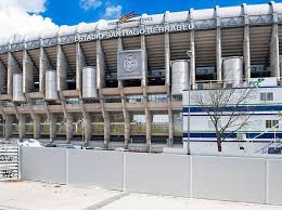 Avenida de concha espina 1. Real Madrid Feuerwehr Muss Brand Im Legendaren Bernabeu Stadion Loschen Hamburger Morgenpost