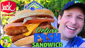 Jack In The Box Deluxe Fish Sandwich Review Peep This Out Youtube