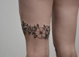 O tetování, motivy, péče o tetování. Helkol Tattoo Kviti Kolem Stehna Facebook