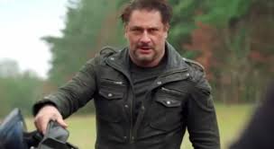 Arpa was born on november 17, 1971 in munich, west germany. A Keresztanyu Uj Szereploket Mutat Ma Be Az Egyikuk Arpa Attila Hirnavigator