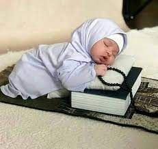 Jika outdoor, pastikan lokasinya mengizinkan kita untuk photoshoot. Pin Oleh Shama Begum Di Cute Kids Foto Bayi Fotografi Bayi Baru Lahir Gambar Bayi