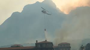 Loved by locals and tourists. Cape Town Table Mountain Wildfire Forces Evacuations World News Sky News