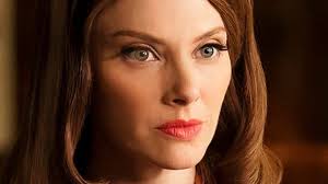 April Bowlby Breaks Down The Nuances Between Her Comedy Work And Doom  Patrol Role