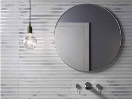 The company began in the tiny lorraine village of audun le tiche. Ombra Serienseite