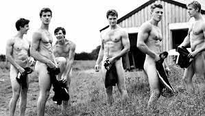 NSFW: Warwick Men's Rowing Team Gets Naked To Fight Homophobia | Fstoppers