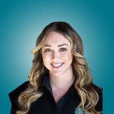 Ashley Minton's Instagram, Twitter & Facebook